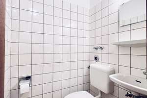 Gepflegte, voll möblierte 4-Zimmer-Wohnung mit Balkon – Nähe Nordpark – Die vollständige Adresse der Immobilie erhältst du vom Anbieter., 40474 Stockum, Düsseldorf – Vorschaubild 20