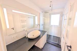 PROVISIONSFREI | Erstbezug nach Modernisierung: Penthouse Wohnung inkl. Tiefgaragenstellplatz – Saseler Chaussee 4a, 22391 Wellingsbüttel, Hamburg – Vorschaubild 9