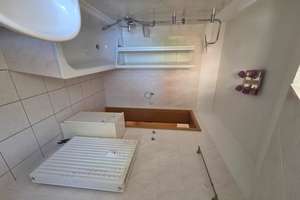 Zwei Zimmer in Penig: Dachgeschosswohnung mit Einbauküche – Bahnhofstraße 13, 9322 Penig – Vorschaubild 8