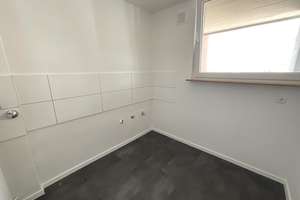 Renovierte Wohnung in Garath - Ab sofort frei ! – Thomas-Dehler-Straße 5, 40595 Garath, Düsseldorf – Vorschaubild 3