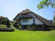 Tolle 4- Zimmerwohnung in ländlich- modernem 3- Familienhaus