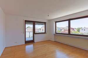 Großzügige, helle Wohnung im Grünen! – Die vollständige Adresse der Immobilie erhältst du vom Anbieter., 85049 West, Ingolstadt – Vorschaubild 2