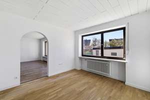 KÄUFER-PROVISIONSFREI*: Doppelhausähnliches Einfamilienhaus mit Garten in Augsburg-Neubergheim – Die vollständige Adresse der Immobilie erhältst du vom Anbieter., 86199 Bergheim, Augsburg – Vorschaubild 3