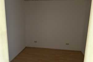 Großzügiges Reihenmittelhaus in zentraler und ruhiger Lage in Langquaid – Sophie-Scholl-Straße 2d, 84058 Kelheim (Kreis) – Vorschaubild 13