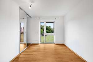 Ruhig gelegene, gepflegte 2-Zimmer-Wohnung mit Südwestbalkon und Lift – Die vollständige Adresse der Immobilie erhältst du vom Anbieter., 80995 Lerchenau-West, München – Vorschaubild 4