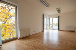 Geräumige & Helle 2-Zimmer-Wohnung mit Tageslichtbad in Lindenthal| Aufzug und Tiefgarage **