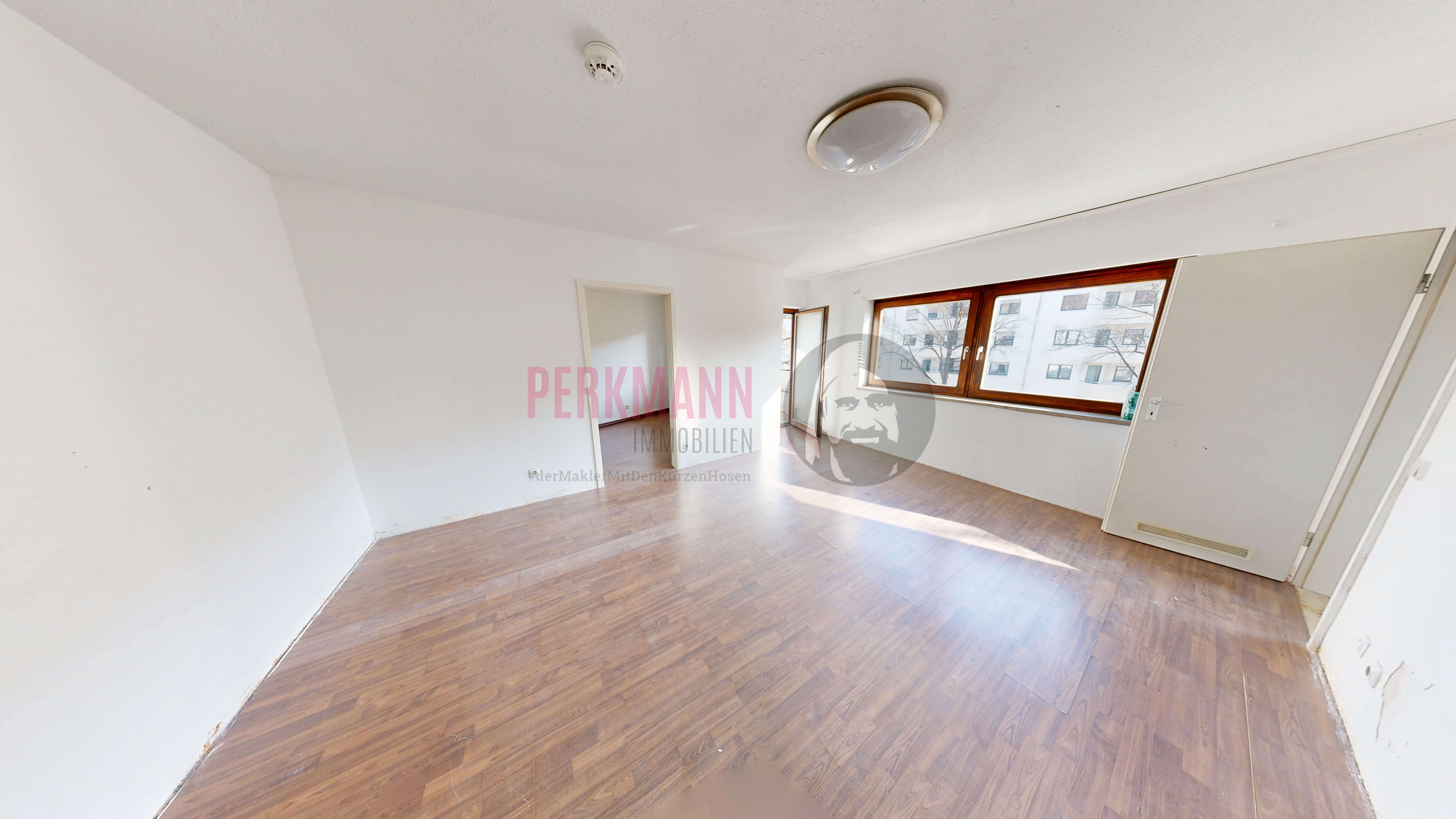 1,5 Zimmer Wohnung mit Balkon und TFG Stellplatz, München – Bild 2