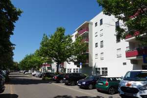 Attraktive 2-Zi.-ETW mit Panorama-Balkon und TG-Stellplatz – Die vollständige Adresse der Immobilie erhältst du vom Anbieter., 76149 Neureut, Karlsruhe – Vorschaubild 3