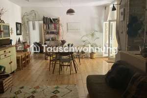Tauschwohnung: Schöne Altbauwohnung (Samariterkiez)