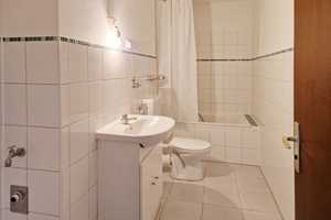 Geräumige 3 Zimmer Wohnung mit tollem Ausblick – Konrad-Adenauer-Straße 72 - 80, 51149 Köln – Vorschaubild 5