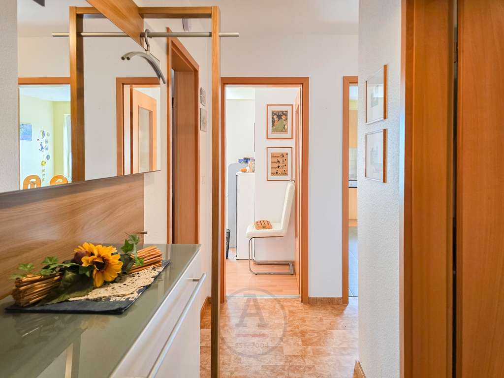 Immobilie in Bad Lippspringe - Eine dieser Wohnungen, bei denen man sich später fragt, warum man nicht schneller war. - Bild 3