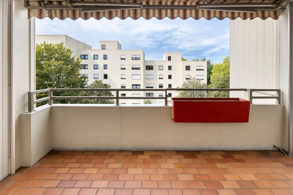 Immobilie in Waiblingen - Wohlfühlen auf der Korber Höhe: 3,5-Zimmer-Wohnung mit Aufzug und viel Platz - Bild 2