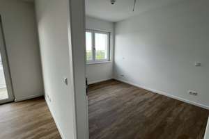 Die eigenen 4 Wände. – Teterower Ring 47, 12619 Hellersdorf, Berlin – Vorschaubild 2