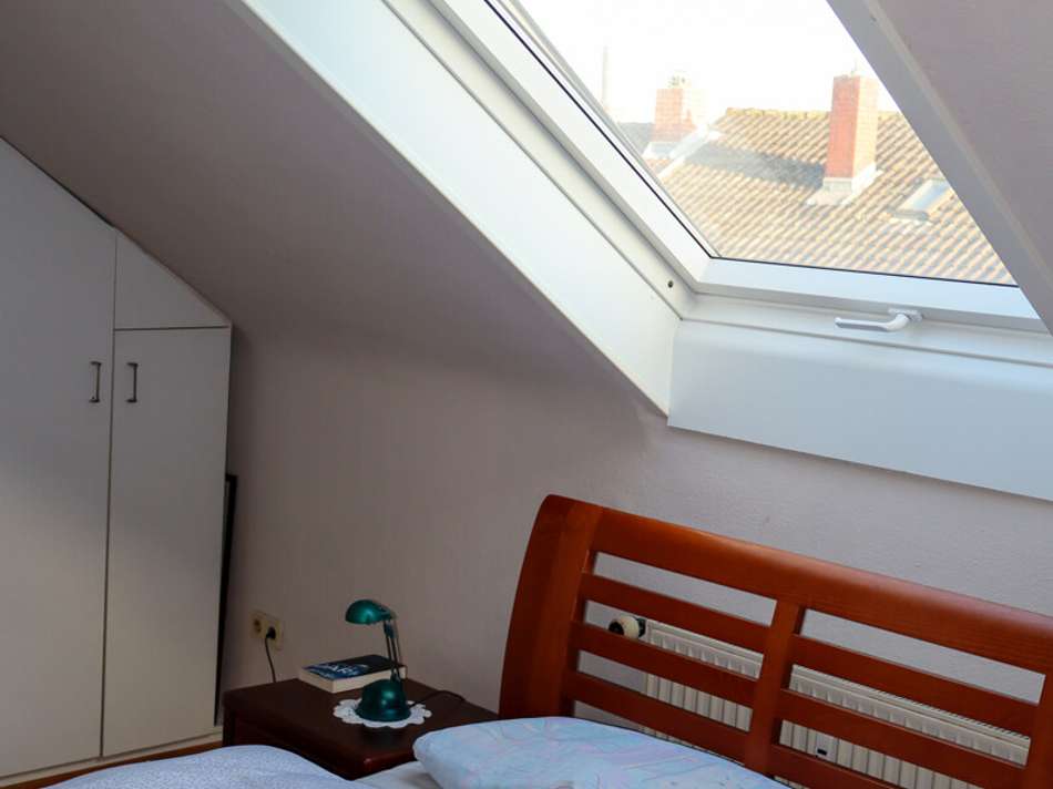 Schlafzimmer Blick 2