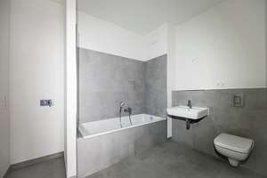 3-Zimmerwohnung im Neubau im Hinterhof mit Tiefgaragenstellplatz – Reichenberger Str. 108a, 10999 Kreuzberg, Berlin – Vorschaubild 3