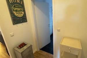Möblierte schicke Wohnung (mit Sauna) und TG-Stellplatz nähe Rüttenscheid – Hölderlinstraße 21, 45147 Holsterhausen, Essen – Vorschaubild 8