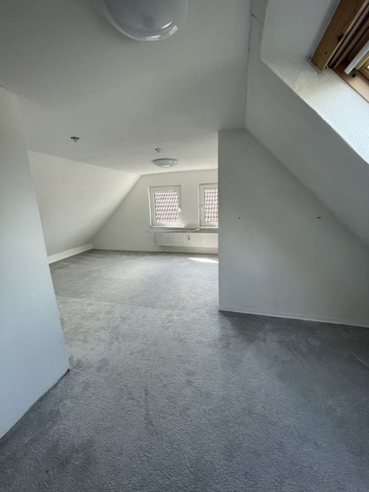 Ansprechendes, modern gestaltetes Einfamilienhaus in idyllischer und naturnaher Umgebung