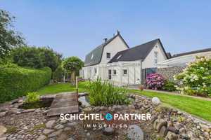 Ganderkesee | Hochwertiges Zweifamilienhaus mit großzügigem Garten & Carport – Oldenburg (Kreis) – Vorschaubild 1