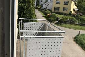 Sanierte 3-Zimmer-Wohnung mit Balkon – Die vollständige Adresse der Immobilie erhältst du vom Anbieter., 56077 Niederberg, Koblenz – Vorschaubild 2