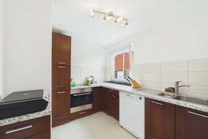 Wohnen ohne Kompromisse! 310 qm Wohnfläche, 10 Zimmer, Garten, Garage, Vollkeller und PV in Destedt! – Schulstraße 2, 38162 Cremlingen – Vorschaubild 13