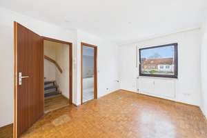 Gestalten Sie Ihr Traumhaus: Reihenendhaus mit gemütlichem Garten, Garage und Potenzial. – Die vollständige Adresse der Immobilie erhältst du vom Anbieter., 40472 Lichtenbroich, Düsseldorf – Vorschaubild 12