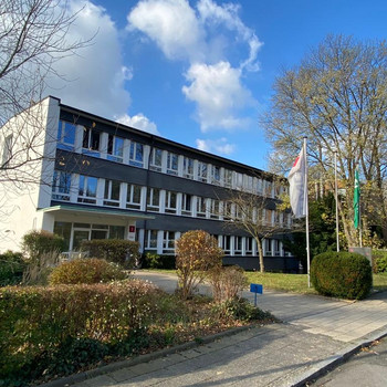 Sofort verfügbare Büroeinheit | Hofstede | Ausbau nach Mieterwunsch | Stellplätze