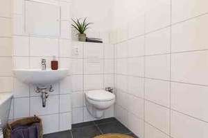 Neusanierte 2 Zimmerwohnung sucht neue Bewohner! – Herzberger Str. 22, 1239 Prohlis-Nord, Dresden – Vorschaubild 3