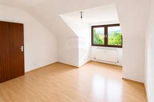 Ihr neues Zuhause zum Wohlfühlen. 4-Zimmer-Dachgeschosswohnung mit viel Platz und Komfort – Die vollständige Adresse der Immobilie erhältst du vom Anbieter., 61350 Bad Homburg vor der Höhe – Vorschaubild 5