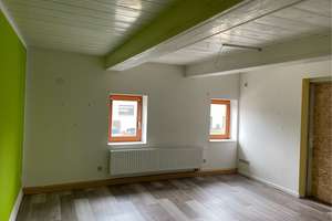 Großes Wohnhaus mit Nebengelaß in Bertsdorf – Die vollständige Adresse der Immobilie erhältst du vom Anbieter., 2763 Zittau – Vorschaubild 8