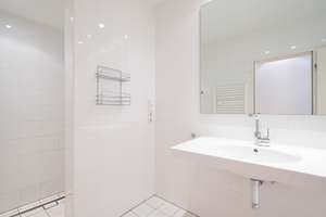 Property thumbnail 9