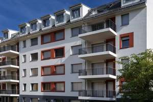 Wunderschöne Erdgeschoss-Wohnung mit Terrasse und Garten !