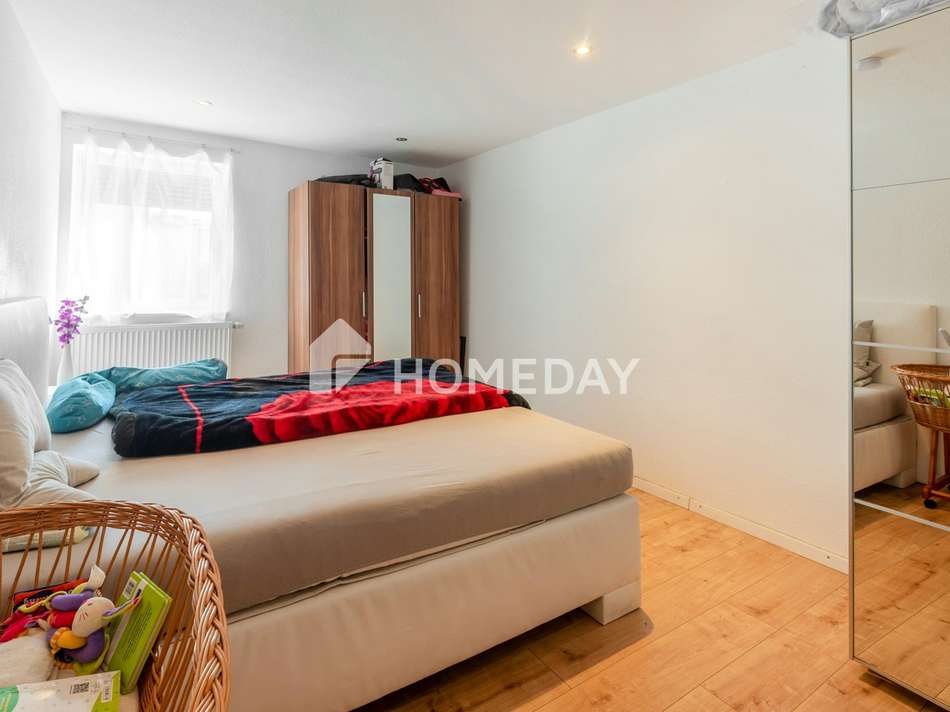 1. OG Schlafzimmer 2 1