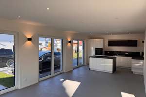 Sonniges TRAUMHAUS | Top Ausgestattetes EFH - TAROS Concept – Die vollständige Adresse der Immobilie erhältst du vom Anbieter., 83024 Nord, Rosenheim – Vorschaubild 1