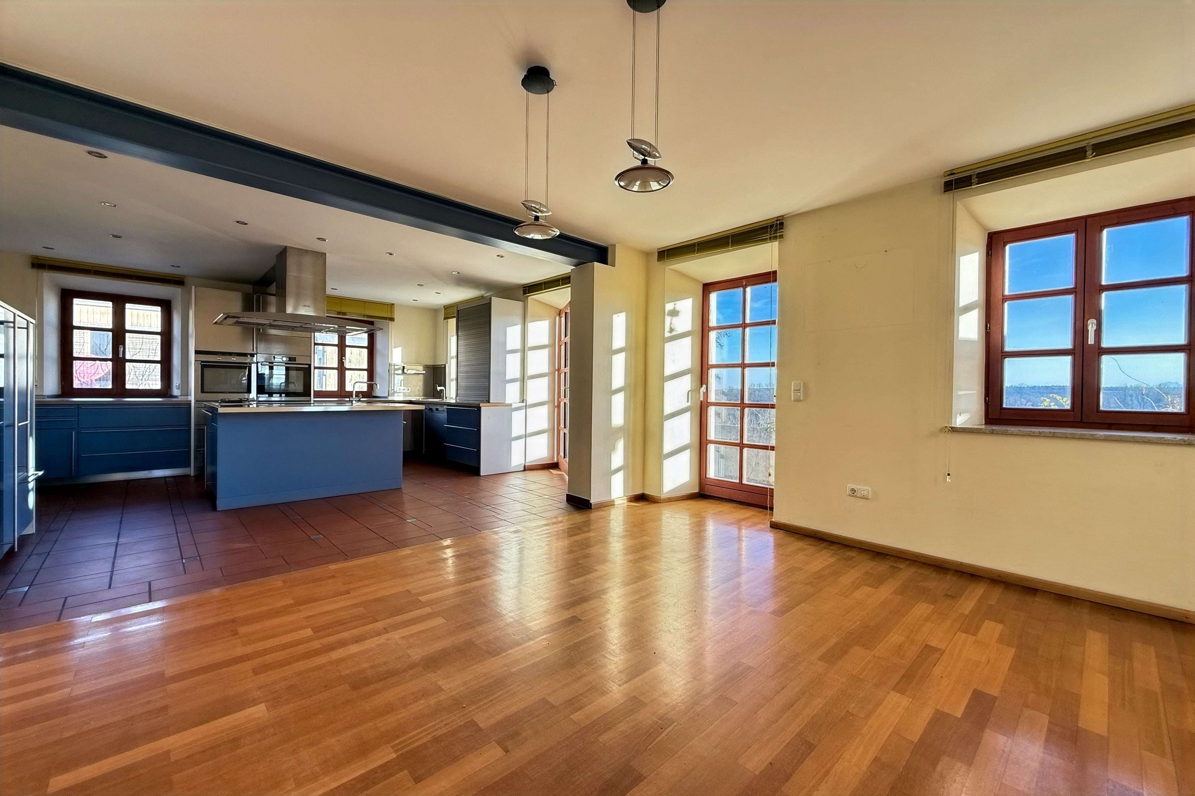 Immobilie in Perach - Historisches Haus mit Alpenblick - Bild 2