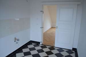 "Wunderschöne Dachgeschosswohnung mit Aufzug und Loggia in saniertem Gründerzeithaus" – Die vollständige Adresse der Immobilie erhältst du vom Anbieter., 4299 Stötteritz, Leipzig – Vorschaubild 11