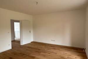 3-Zimmer-Wohnung mit großzügiger Loggia & inkl. Keller in Hamburg-Eißendorf – Strucksbarg 53, 21077 Eißendorf, Hamburg – Vorschaubild 4