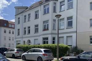 Große 2 Zimmer-Wohnung mit Balkon in zentraler Lage in MD-Stadtfeld – 39108 Stadtfeld Ost, Magdeburg – Vorschaubild 2