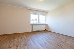 Endreihenhaus mit zwei Vollgeschossen, Vollkeller und großem Grundstück – Die vollständige Adresse der Immobilie erhältst du vom Anbieter., 22457 Schnelsen, Hamburg – Vorschaubild 16