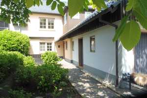 Sehr gepflegtes Wohnhaus mit Garage im Herzen von Hillesheim – Vulkaneifel (Kreis) – Vorschaubild 1