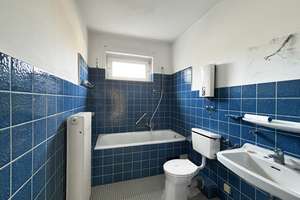 Attraktives 3-Familienhaus – solides Investment mit Entwicklungspotenzial – Die vollständige Adresse der Immobilie erhältst du vom Anbieter., 28211 Gete, Bremen – Vorschaubild 5
