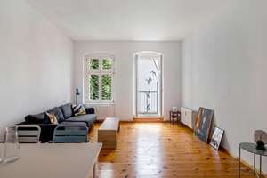 Frisch renovierte Altbauperle mit großem Balkon – ruhig & zentral in Prenzlauer Berg – Die vollständige Adresse der Immobilie erhältst du vom Anbieter., 10435 Prenzlauer Berg, Berlin – Vorschaubild 1