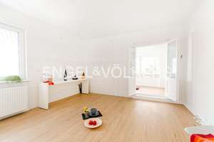 Energetisch sanierte 2-Familien Villa! Viel Platz für die Familie oder zum Wohnen mit mehreren Ge... – Die vollständige Adresse der Immobilie erhältst du vom Anbieter., 42853 Stadtpark, Remscheid – Vorschaubild 4