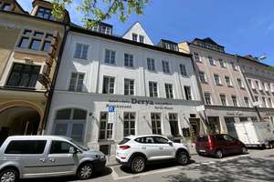 Altbau * 3 Zimmer * WG geeignet * Ludwigsvorstadt * 94qm *