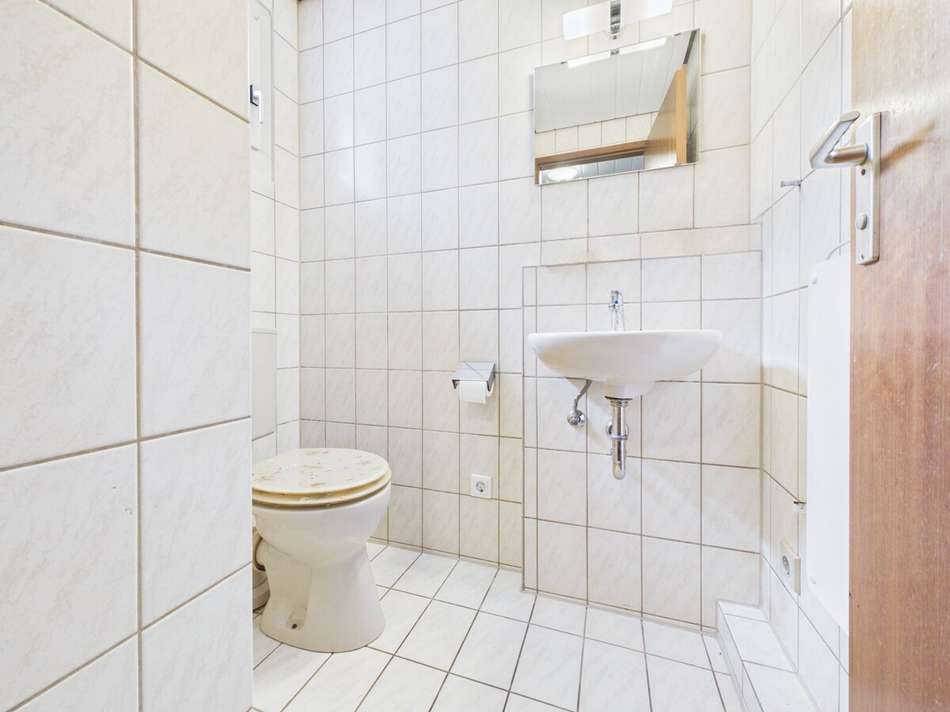 Gäste-WC EG