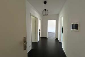 Modernisierte 3-Zimmer-Wohnung, Stellplatz, Wintergarten-Balkon und Einbauküche in SZ- Fredenberg – 38228 Lebenstedt, Salzgitter – Vorschaubild 12