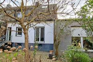 Individuelles Einfamilienhaus mit romantischem Garten in Willich-Anrath – Die vollständige Adresse der Immobilie erhältst du vom Anbieter., 47877 Willich – Vorschaubild 17
