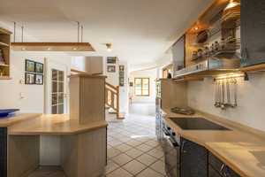 Das Landhaus für die Familie! Rarität: Zweifamilienvilla mit zus. Appartement, Kachelofen & Wellness – Garmisch-Partenkirchen (Kreis) – Vorschaubild 14