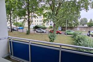 Großzügige 2-Raum-Wohnung mit Balkon!