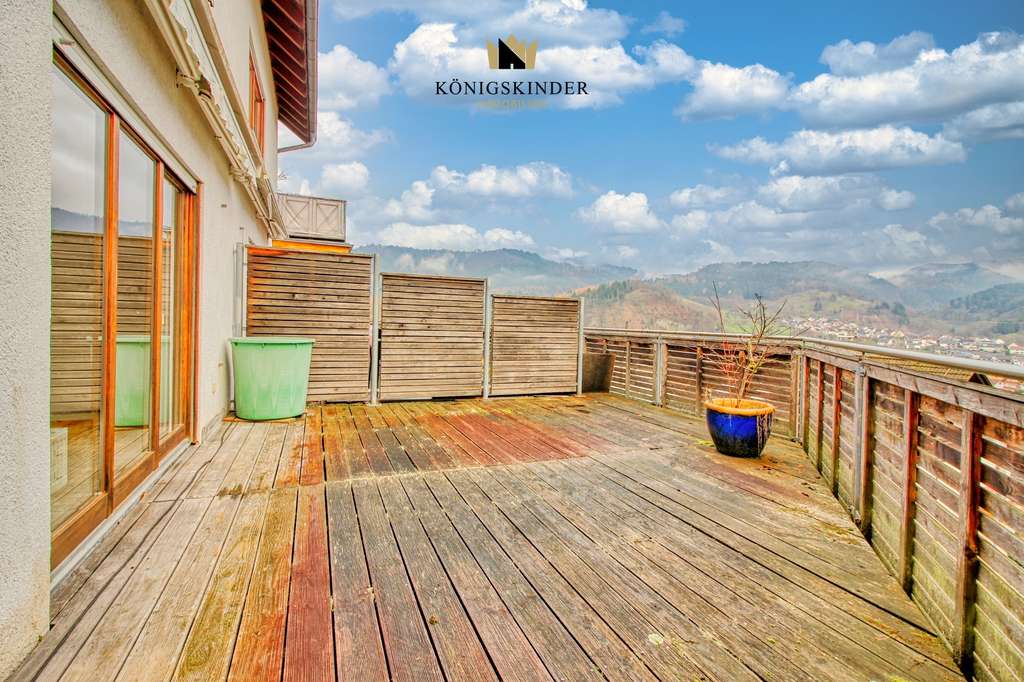 Immobilie in Weisenbach - Idyllisch Wohnen, mit Traumblick! - Bild 3