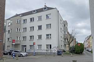 Wohn- und Geschäftshaus in Rheinnähe